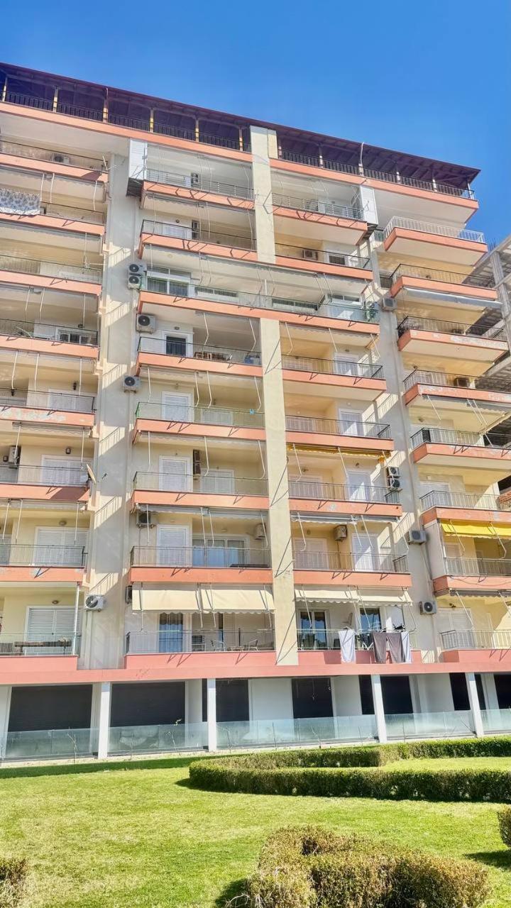 Sail Sea View Apartments Saranda Extérieur photo